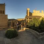 Apartamentos Mendebaldea Suites