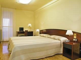 Aparthotel Mendebaldea