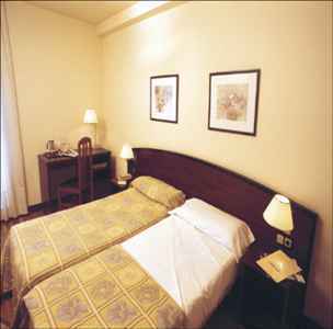 Aparthotel Mendebaldea