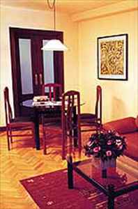 Mendebaldea Aparthotel Pamplona